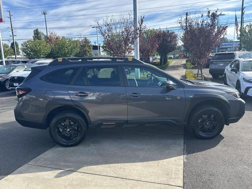 Magnetite Gray Metallic 2024 Subaru Outback Wilderness