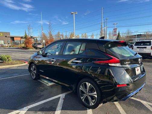 2019 Nissan Leaf SV PLUS