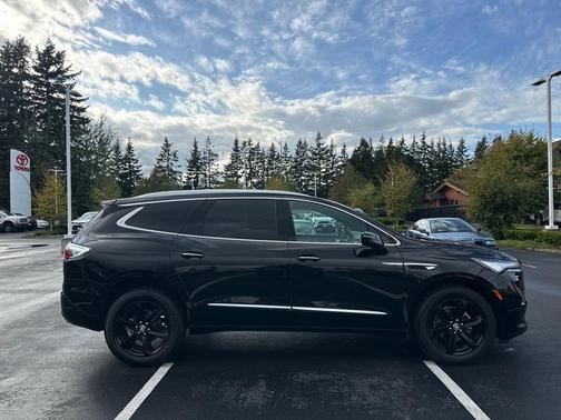 2024 Buick Enclave Essence AWD
