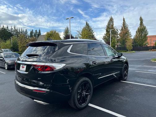 2024 Buick Enclave Essence AWD