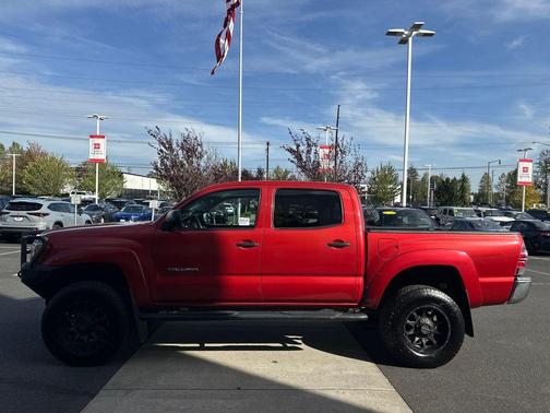 2014 Toyota Tacoma Base