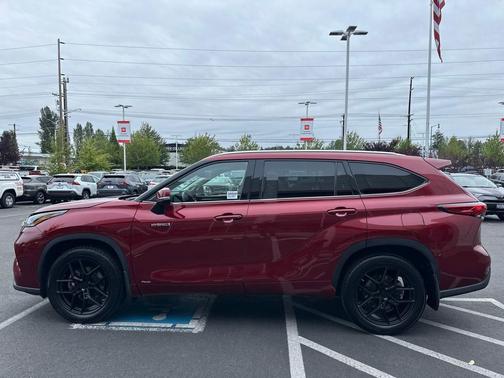 2021 Toyota Highlander Hybrid Limited