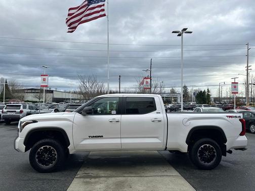 2025 Toyota Tundra SR5