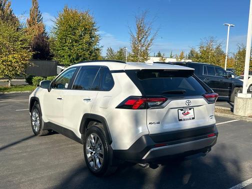 2025 Toyota RAV4 Limited