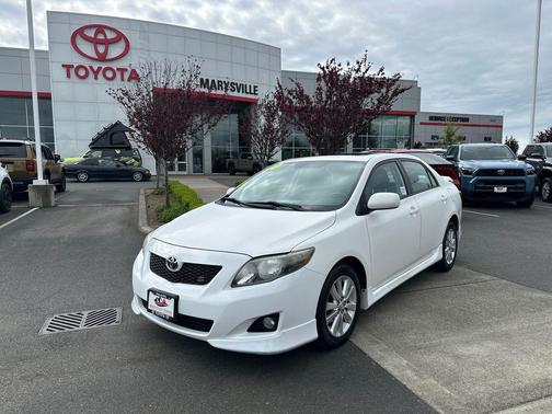 Super White 2010 Toyota Corolla S