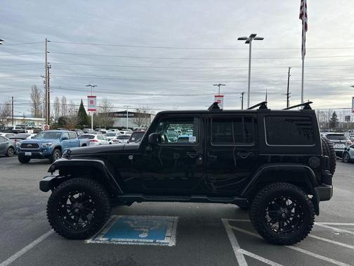 2016 Jeep Wrangler Unlimited Sahara