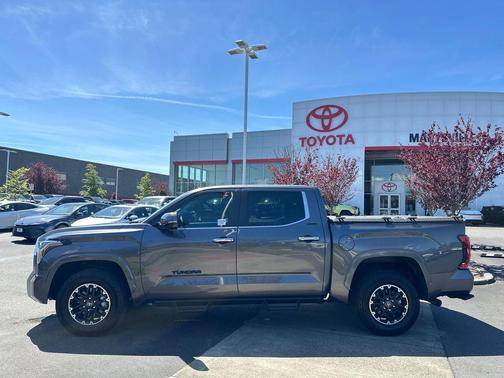 Magnetic Gray Metallic 2024 Toyota Tundra Limited