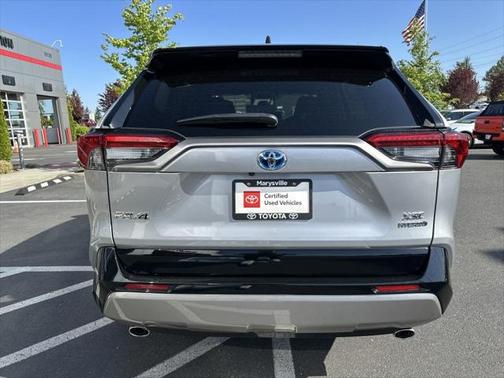 2023 Toyota RAV4 Hybrid SE
