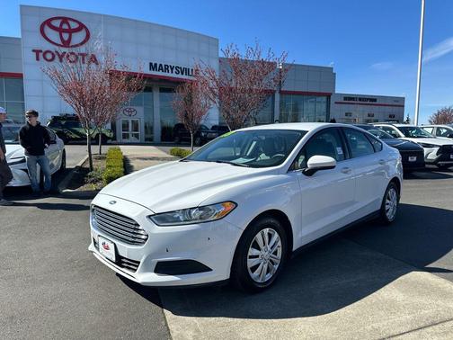2013 Ford Fusion S