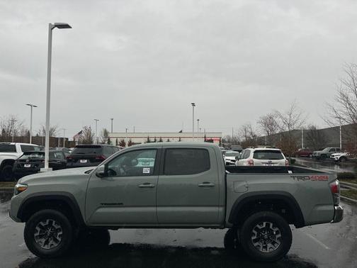 2023 Toyota Tacoma TRD Sport