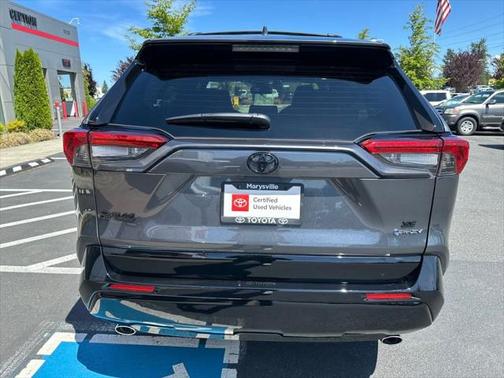 2025 Toyota RAV4 Hybrid SE