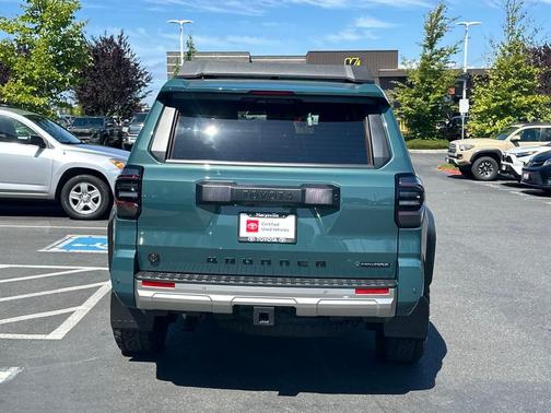 2025 Toyota 4Runner Hybrid Trailhunter