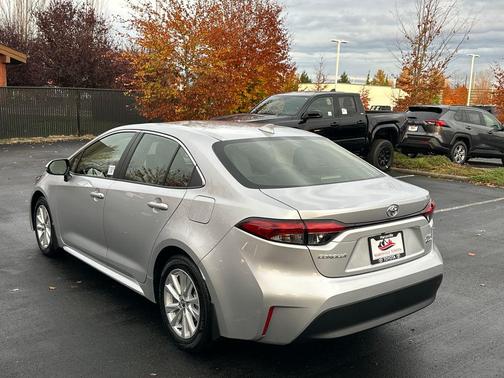 2026 Toyota Corolla Hybrid XLE