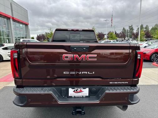 2024 GMC Sierra 3500 Denali