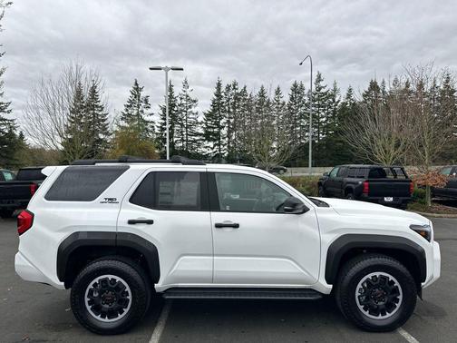2025 Toyota 4Runner TRD Off Road