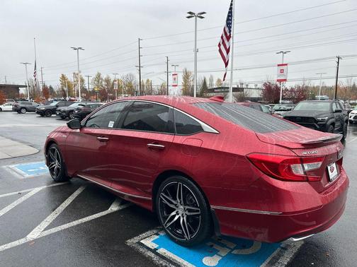 2022 Honda Accord Hybrid Touring