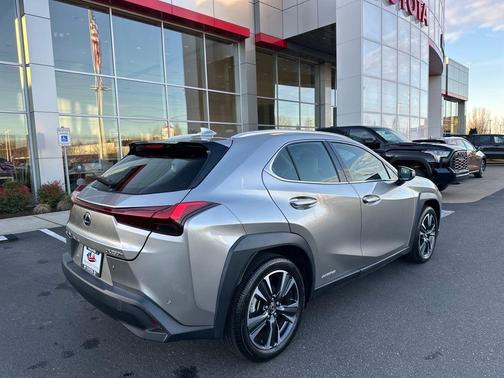 2021 Lexus UX 250h Base