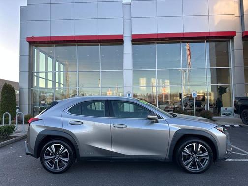 2021 Lexus UX 250h Base