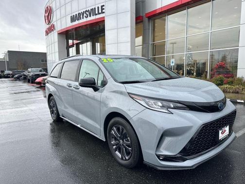 2025 Toyota Sienna XSE 7 Passenger