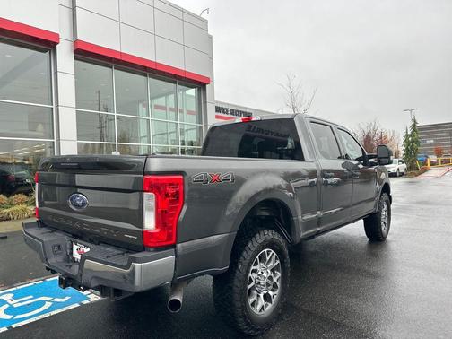 2017 Ford F-250 XLT