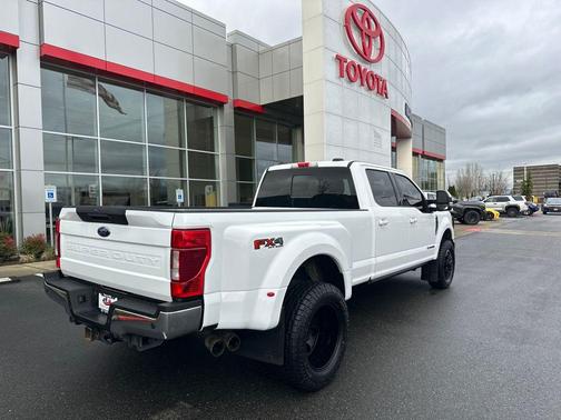 2022 Ford F-350 Lariat