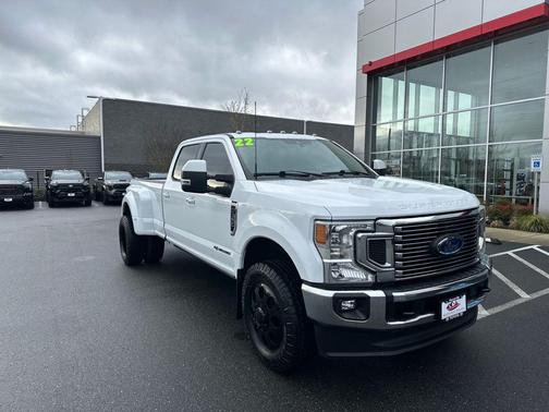 2022 Ford F-350 Lariat