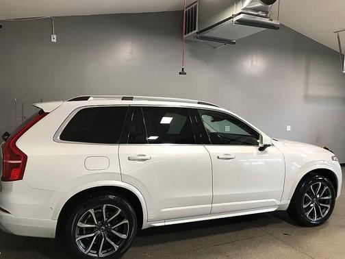 2018 Volvo XC90 T5 Momentum
