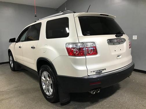White 2012 GMC Acadia SLE