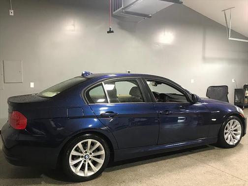 2011 BMW 328 328i