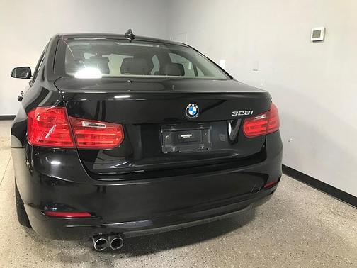 2012 BMW 328 328i