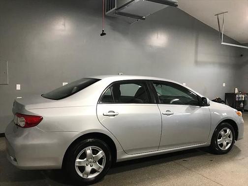 2011 Toyota Corolla LE