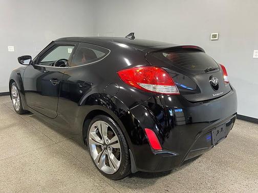 2012 Hyundai Veloster Base