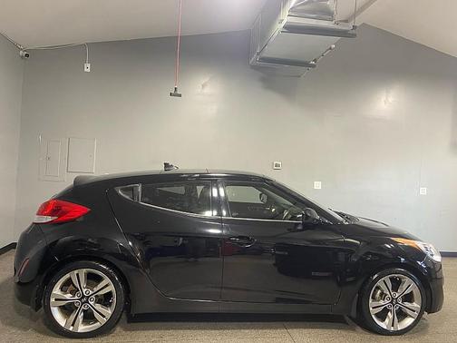 2012 Hyundai Veloster Base