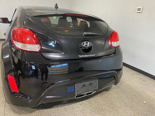 2012 Hyundai Veloster Base