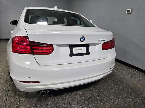 2014 BMW 328 328i