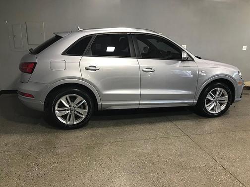 2018 Audi Q3 2.0T Premium