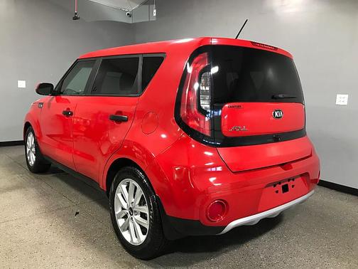 2017 Kia Soul +