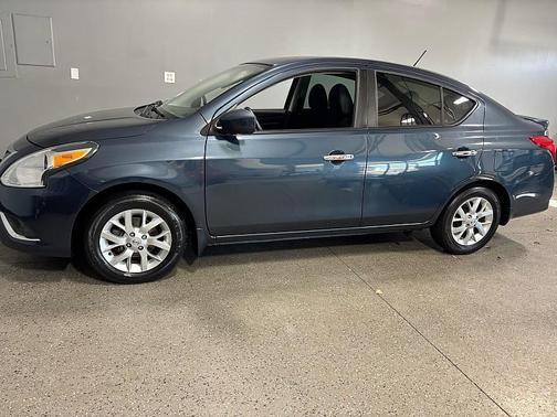 2017 Nissan Versa 1.6 SV