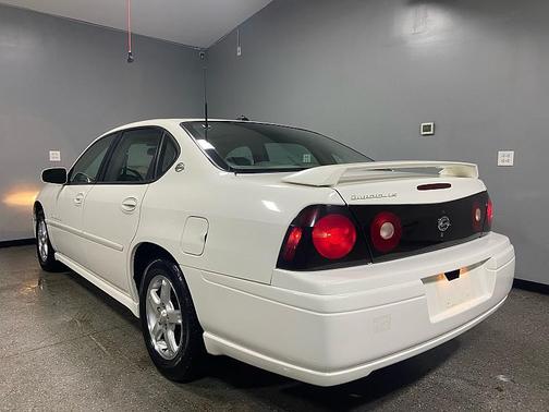 2004 Chevrolet Impala LS