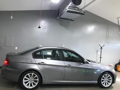 Space Gray Metallic 2011 BMW 328 xDrive