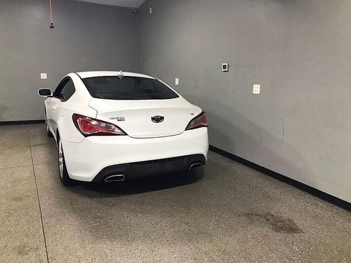 2016 Hyundai Genesis Coupe 3.8 Base