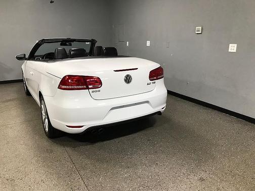 2015 Volkswagen Eos Komfort Edition