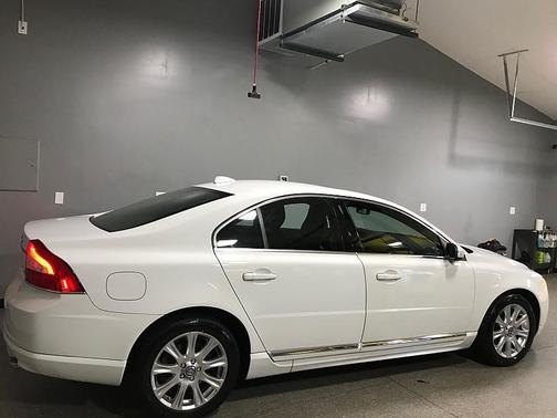 2010 Volvo S80 3.2