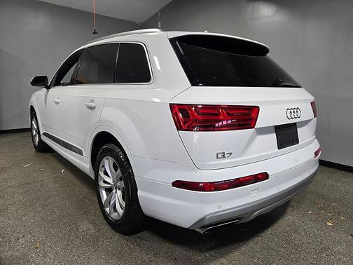 2017 Audi Q7 2.0T Premium