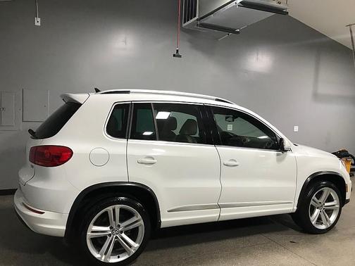 2016 Volkswagen Tiguan R-Line