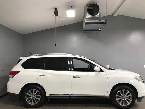 2014 Nissan Pathfinder SL