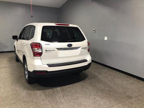 2015 Subaru Forester 2.5i