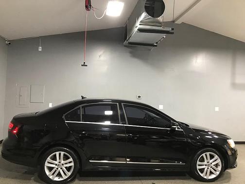 2017 Volkswagen Jetta 1.8T SEL