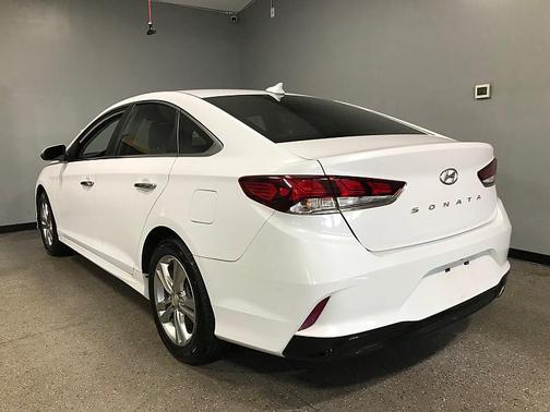 Quartz White Pearl 2018 Hyundai SONATA SEL