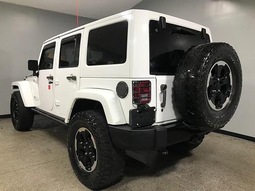 2014 Jeep Wrangler Unlimited Polar Edition